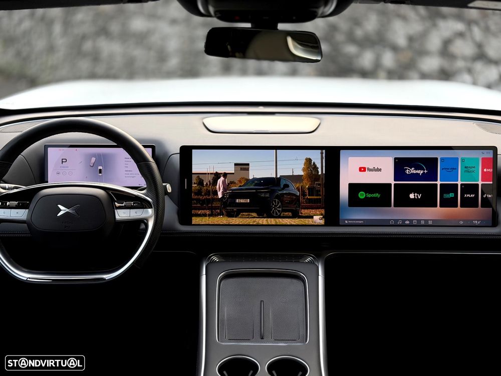 Xpeng G9 98 kWh Long Range - 29