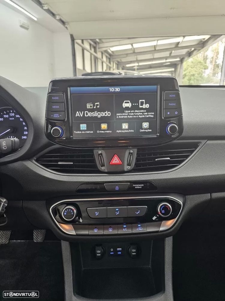 Hyundai i30 1.0 T-GDI Style — fotografia 30