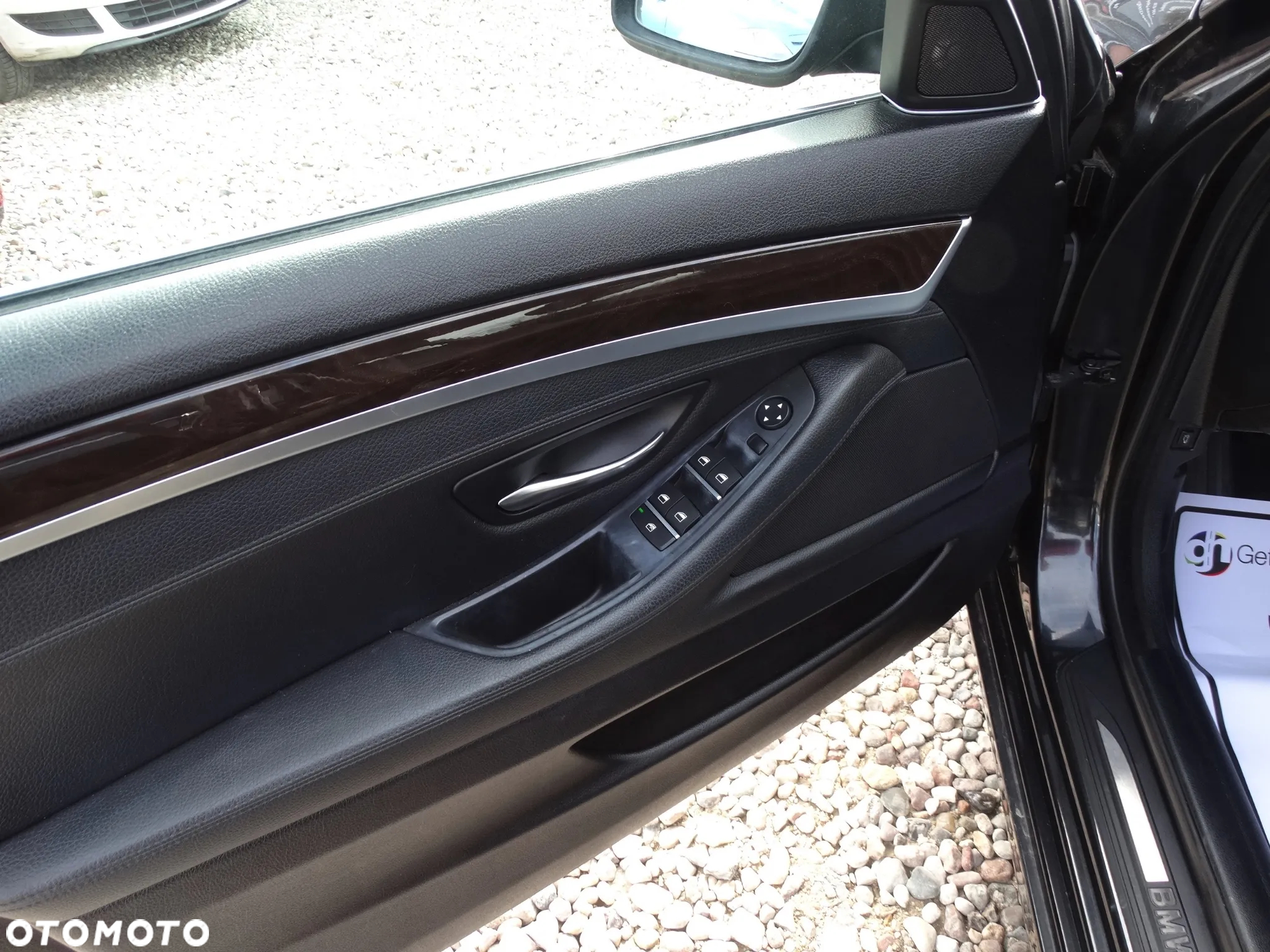 BMW Seria 5 - 28