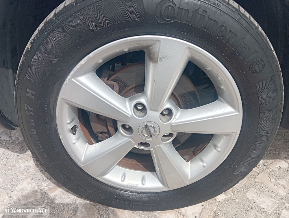 Nissan Qashqai +2 1.6 Tekna Sport 17 - 5