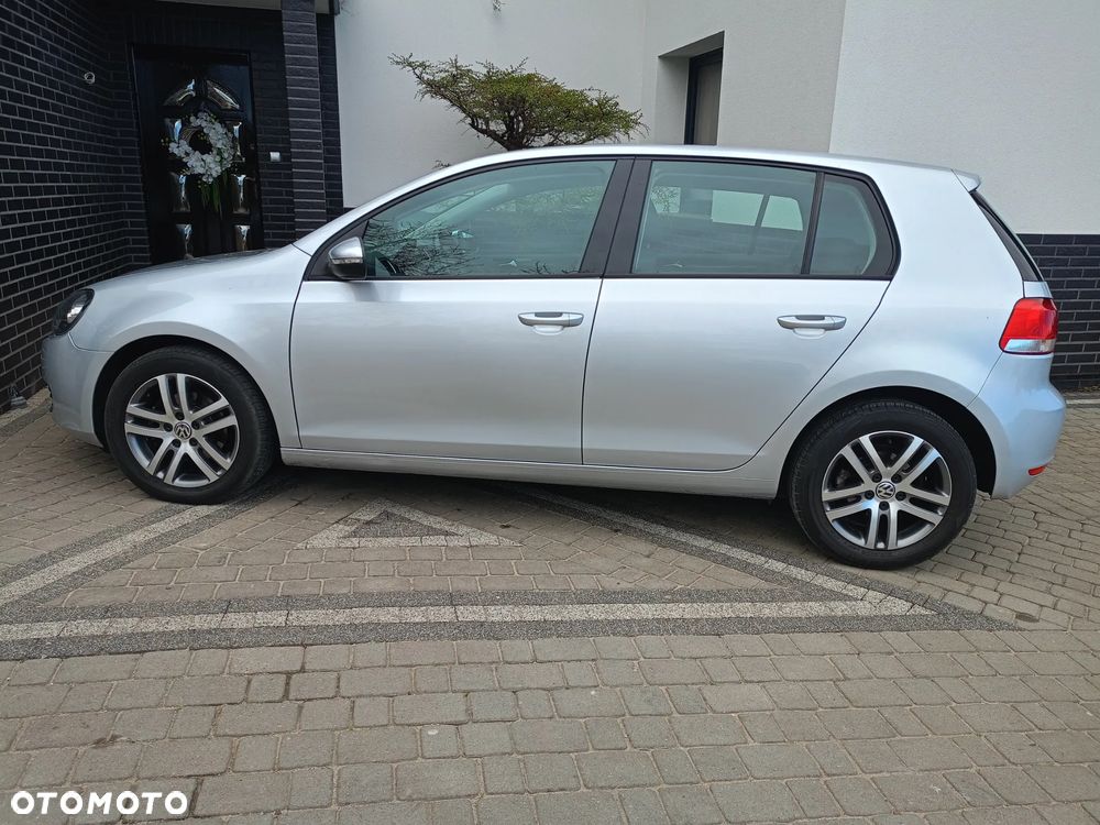 Volkswagen Golf 1.6 Edition - 2