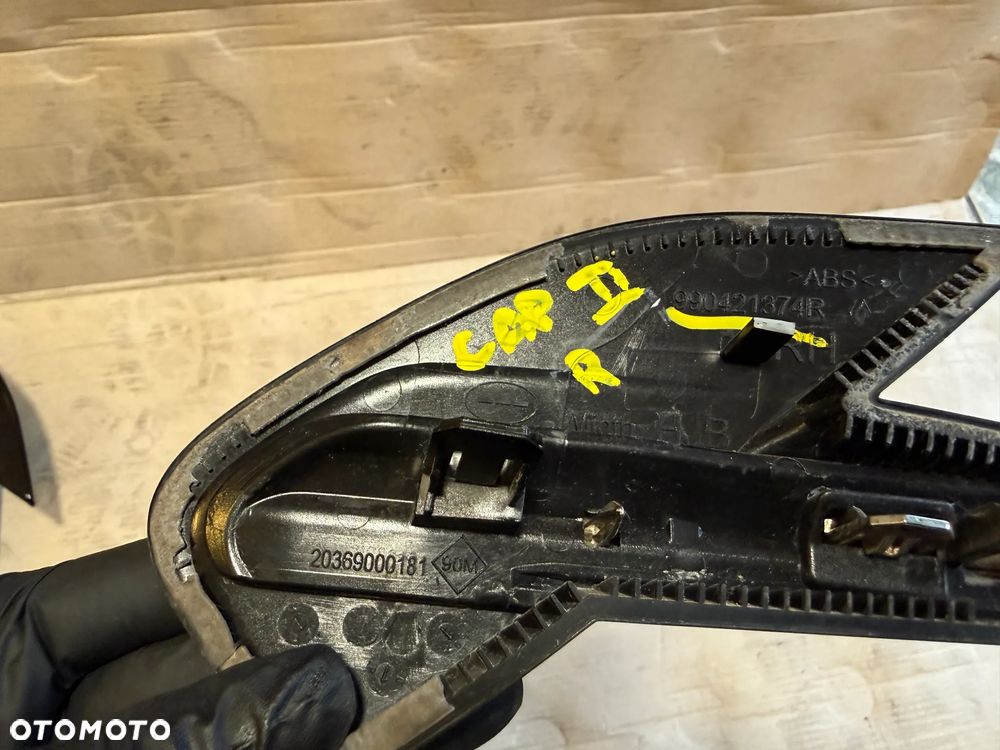 Listwa błotnika przód chrom Renault Captur II lewa 990427460R prawa 990421374R OE - 9