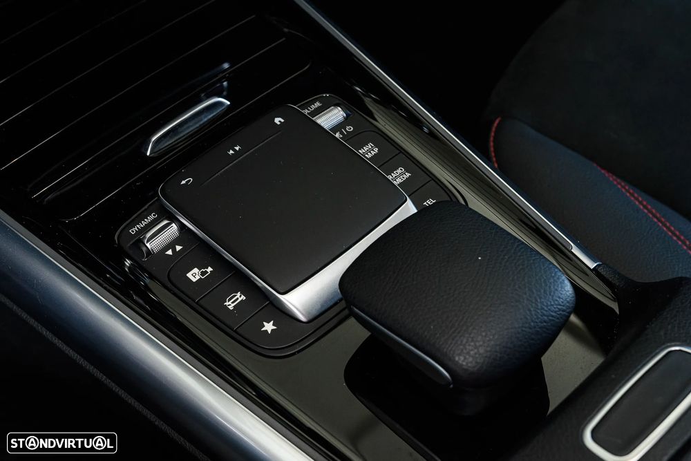 Mercedes-Benz GLA 250 e 8G-DCT AMG Line - 19