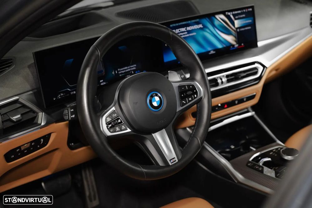 BMW 330 e xDrive Aut. M Sport - 31
