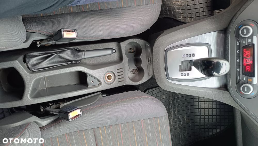 Ford C-MAX 2.0 Style+ - 25