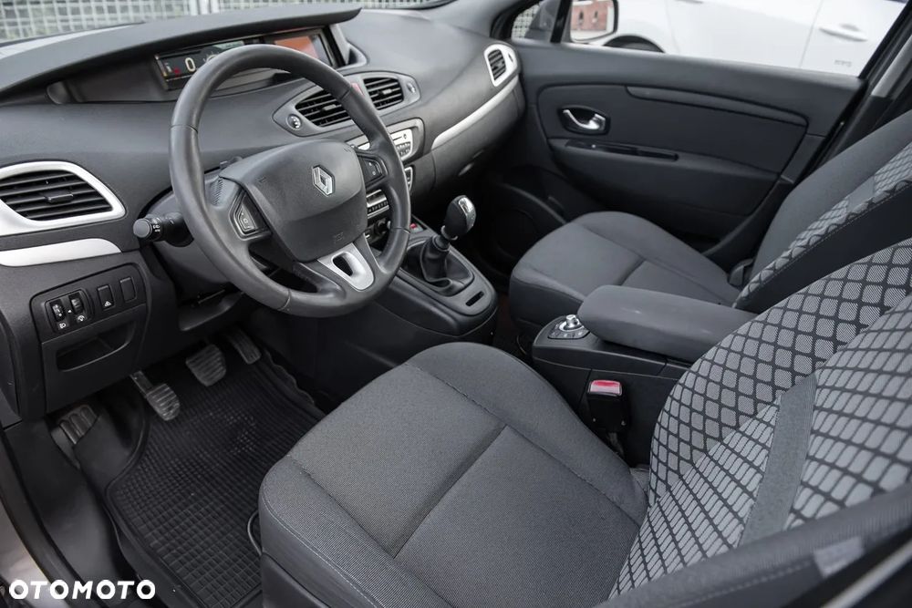Renault Scenic 1.5 dCi Authentique - 15