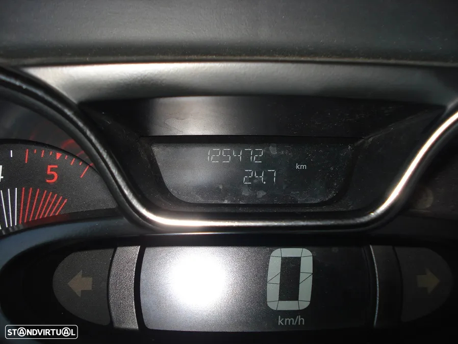 Renault Captur 1.5 dCi Exclusive - 16