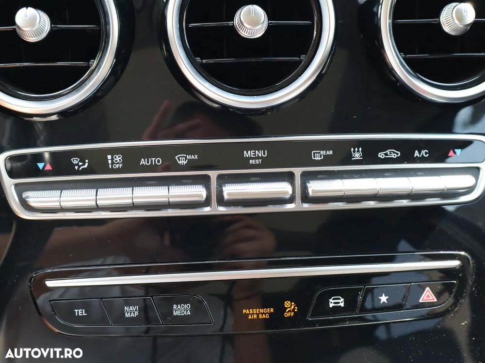Mercedes-Benz GLC 300 de 4Matic 9G-TRONIC AMG Line Plus - 25