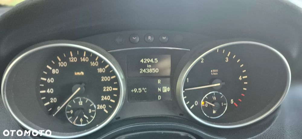 Mercedes-Benz ML 320 CDI 4-Matic - 31