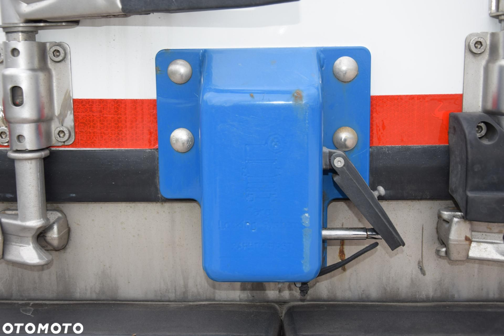 Schmitz Cargobull SKO FP 45 ThermoKing SLXi 300 - 8