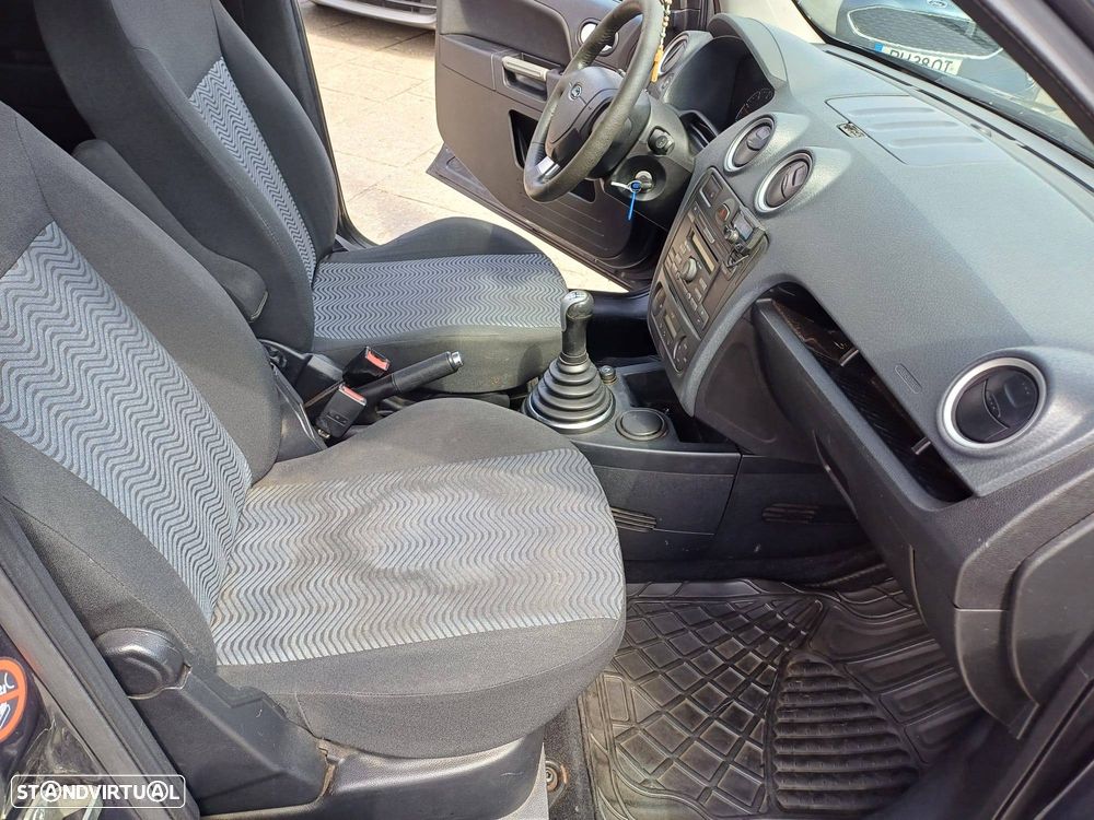 Ford Fusion 1.4 TDCI + - 7