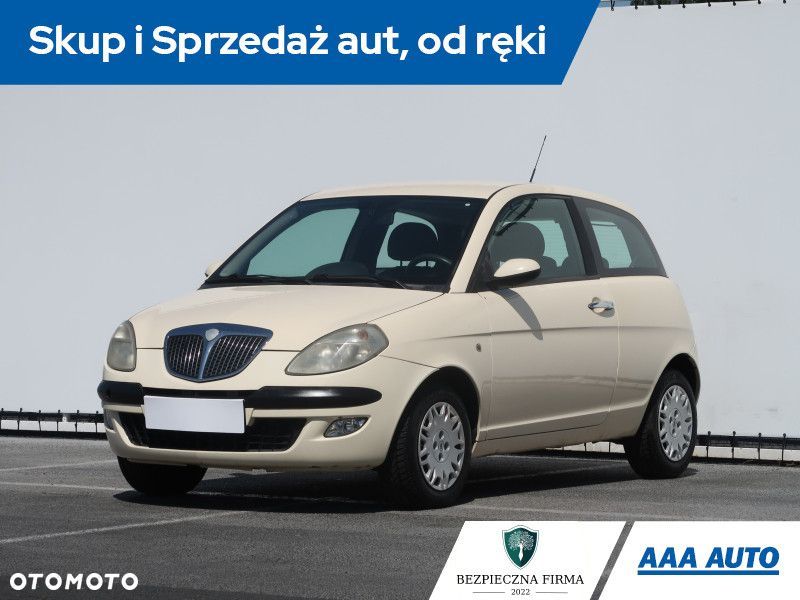 Lancia Ypsilon - 2