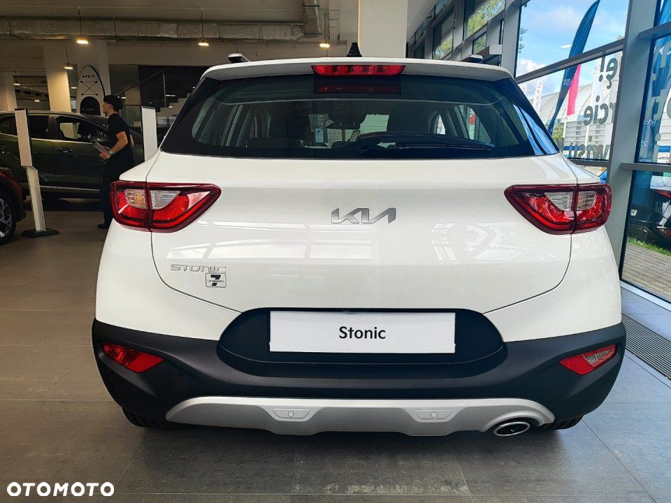 Kia Stonic - 4
