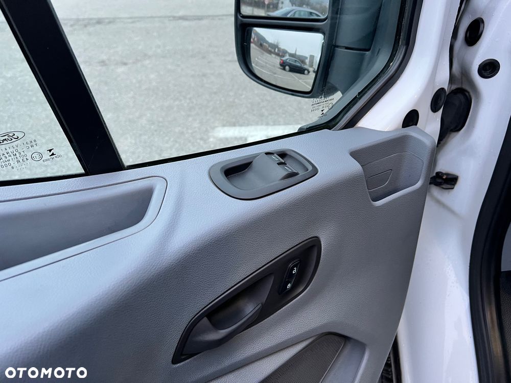 Ford Transit - 31