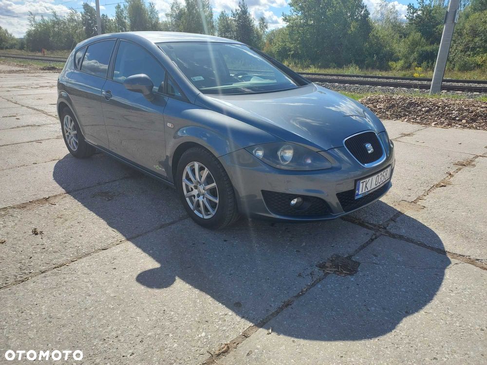 Seat Leon 2012 photo 2