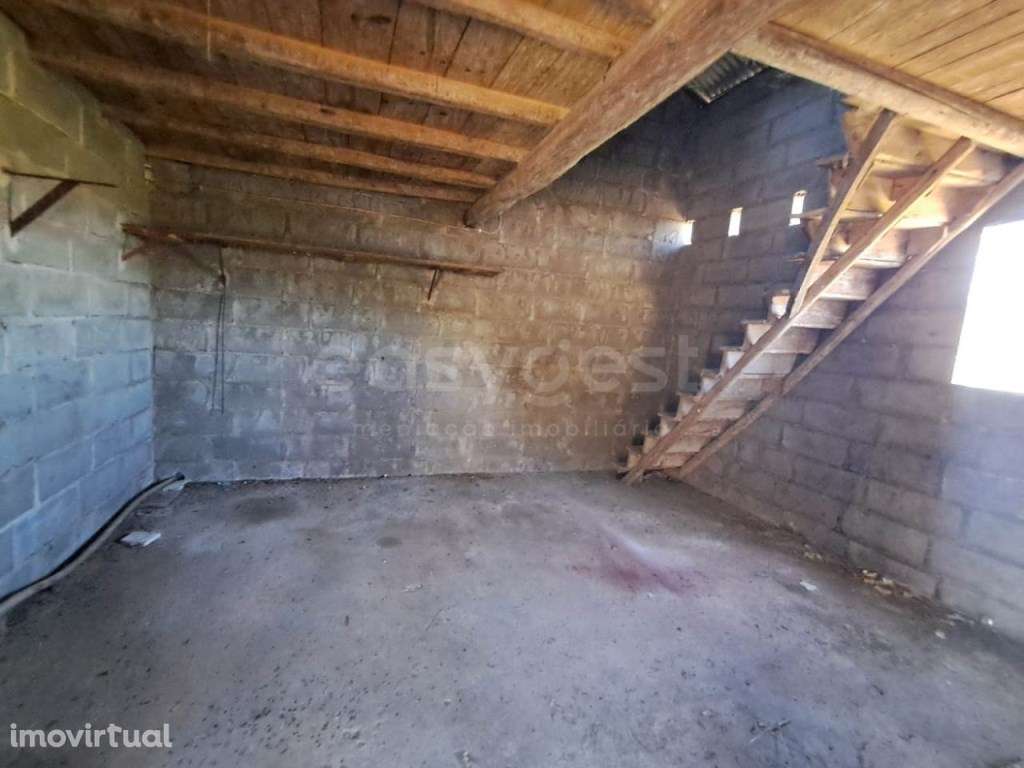 Moradias em Pedra com Anexo e Terreno - Jamprestes, Ferreira do Zêzere - Grande imagem: 2/26