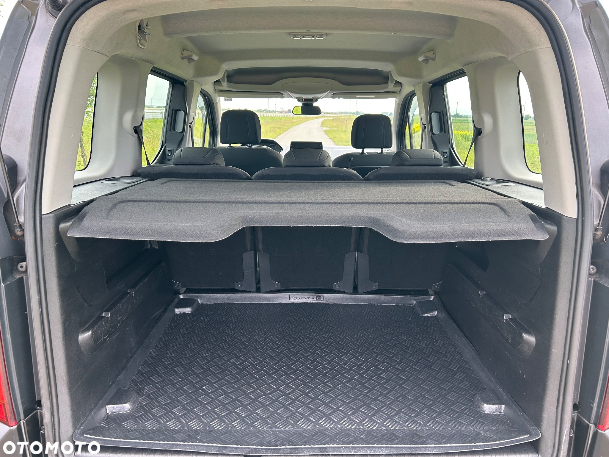 Peugeot Rifter 1.5 BlueHDI Allure Pack S&S - 30