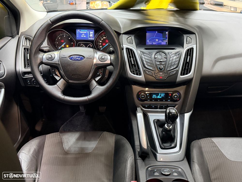 Ford Focus 1.6 TDCi DPF S&S Titanium - 21