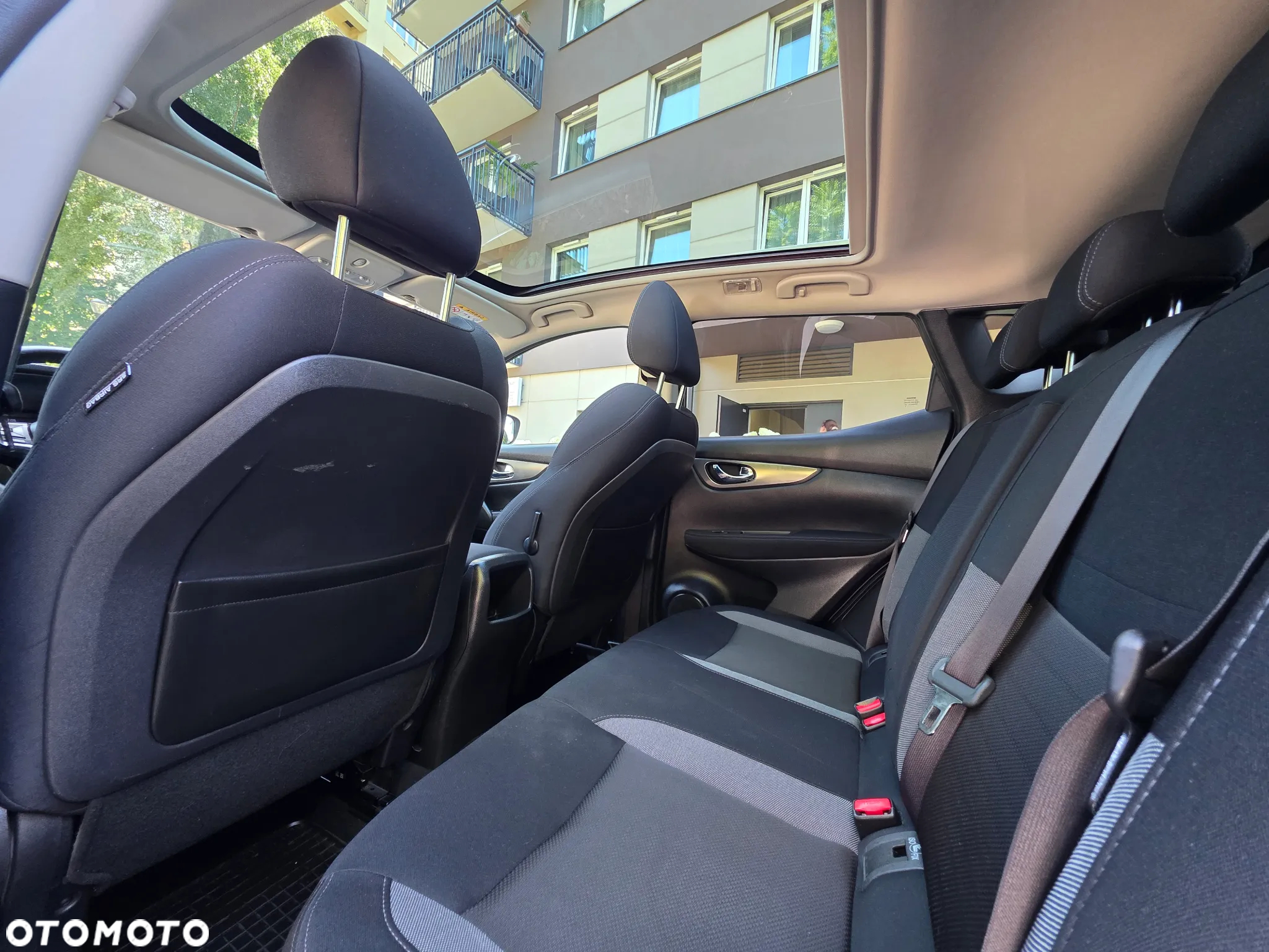Nissan Qashqai 1.6 DCi 4x4 N-Connecta - 20