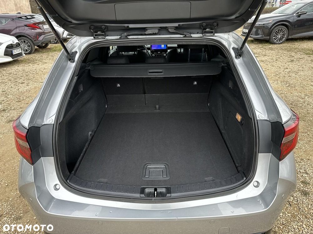 Toyota Corolla 2.0 Hybrid Comfort - 12
