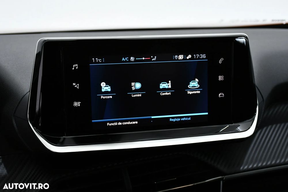 Peugeot 2008 1.2 L PureTech STT EAT8 Allure - 30