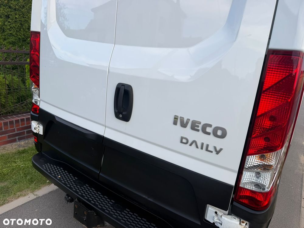 Iveco DAILY _ Tylko 116.000km ! _ 2018 Rok _ L3H2 _ 7 Osobowy - 17