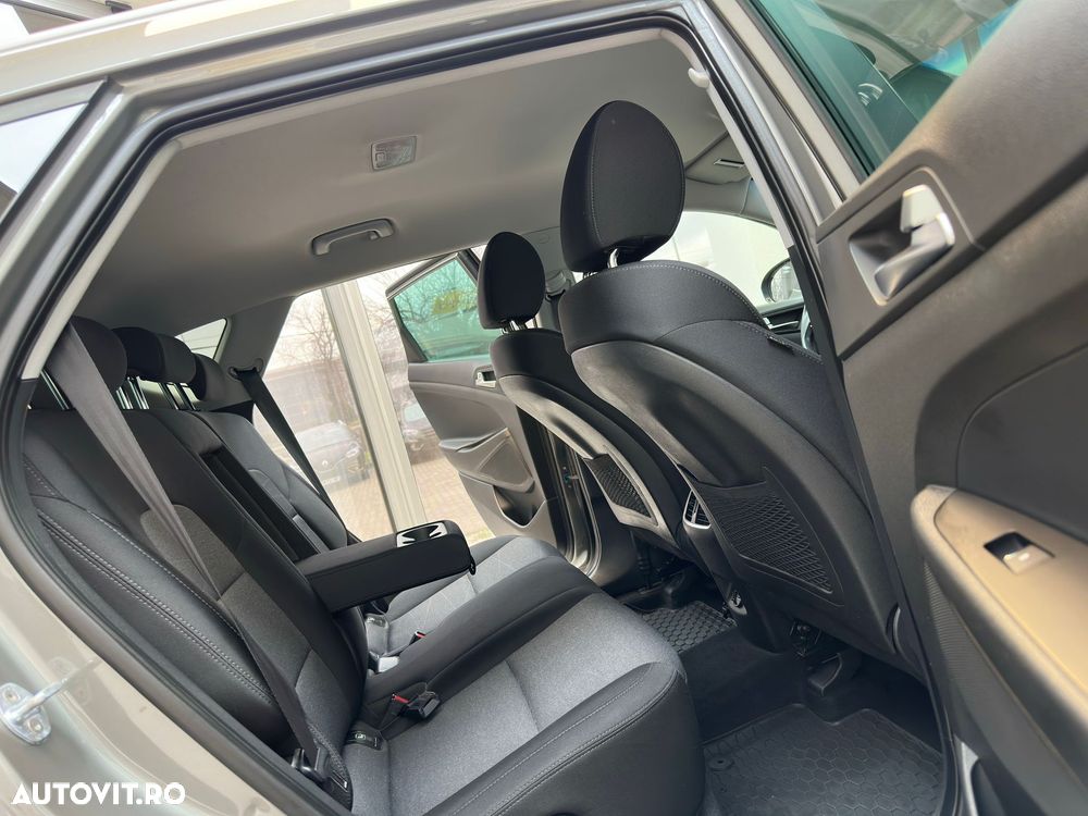 Hyundai Tucson 1.6 CRDi 48V-Hybrid 2WD DCT Prime - 11