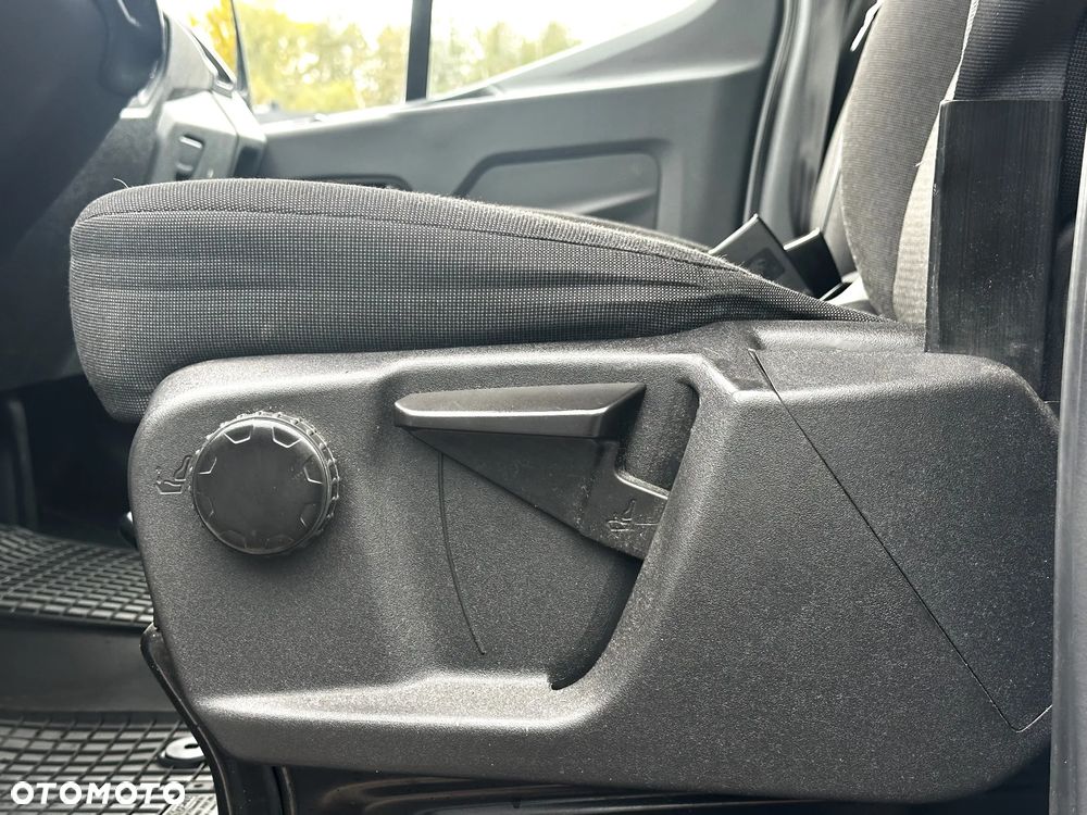 Ford Transit - 20