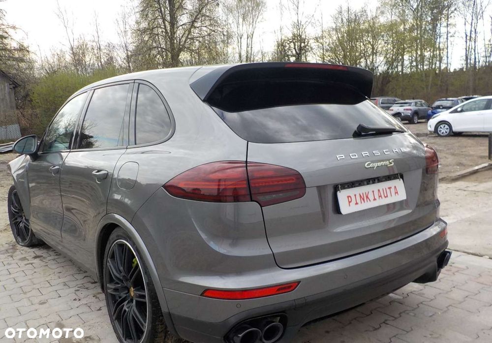 Porsche Cayenne - 13