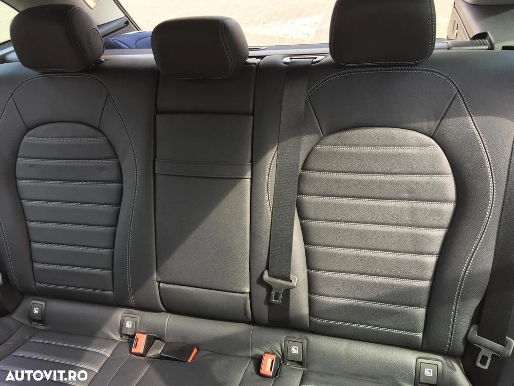 Mercedes-Benz GLC - 9