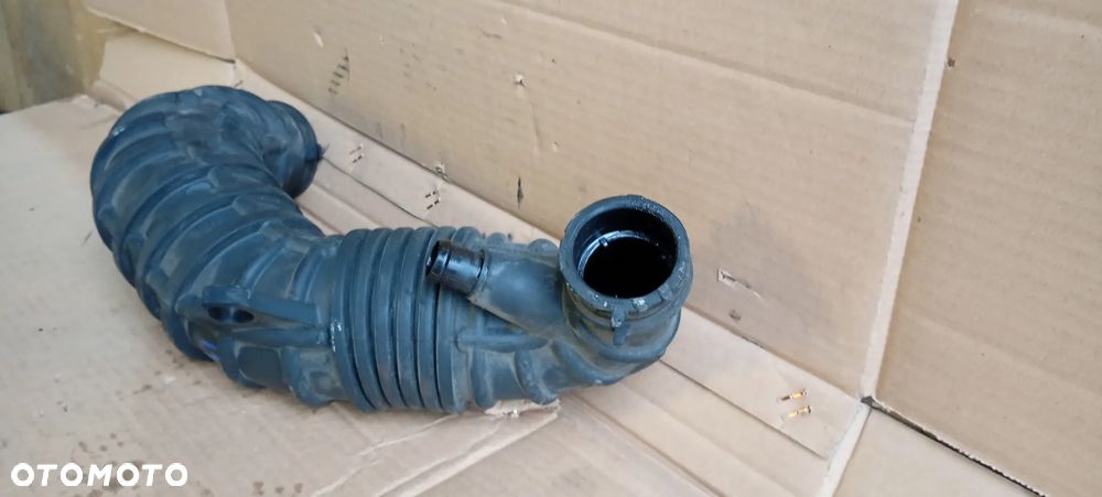 Rura przewód dolot powietrza Hyundai I40 1.7 CRDI 28140-3Z301 - 7
