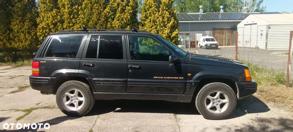 Jeep Grand Cherokee 5.9 Limited - 1