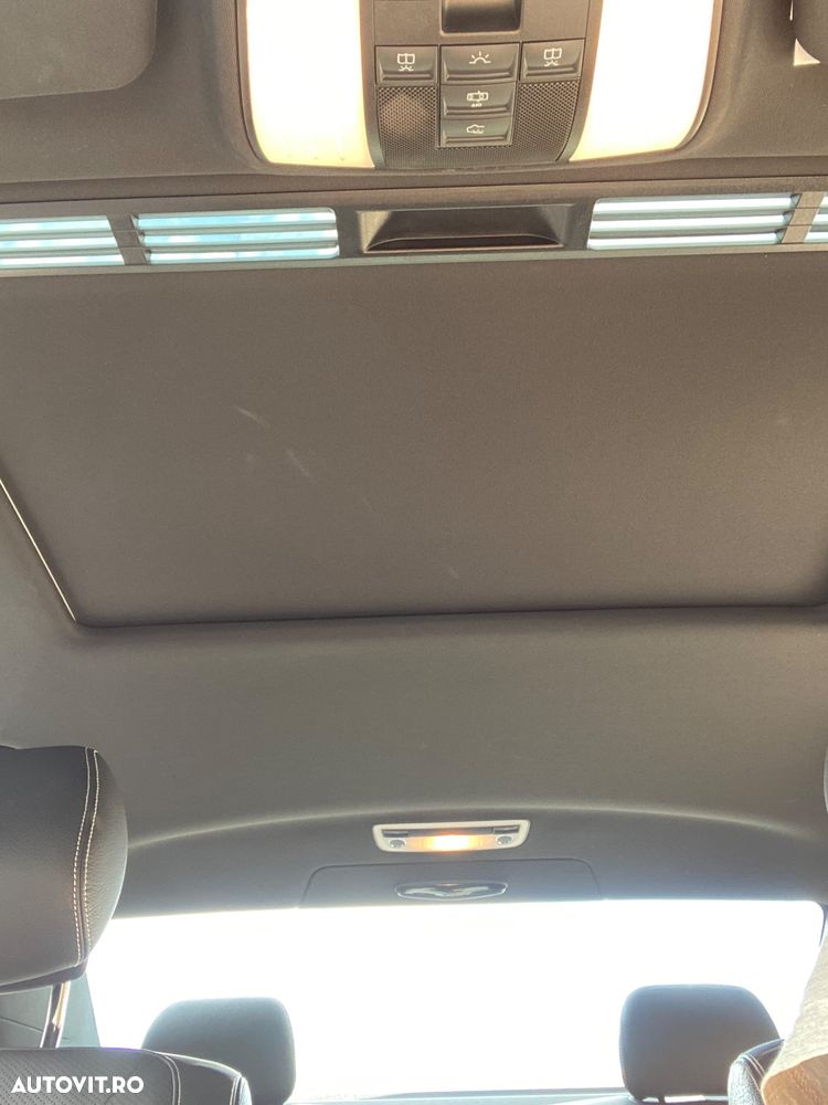 Mercedes-Benz CLS 350 CDI 4Matic 7G-TRONIC - 17