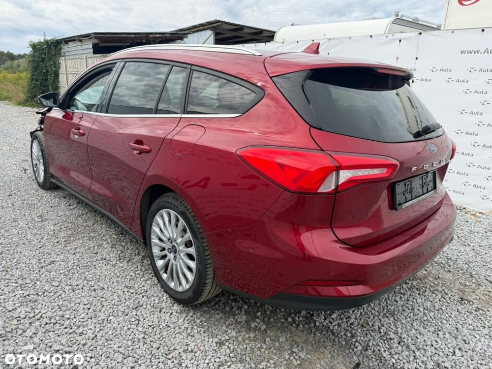 Ford Focus 2.0 EcoBlue STart-Stopp-System TITANIUM - 4