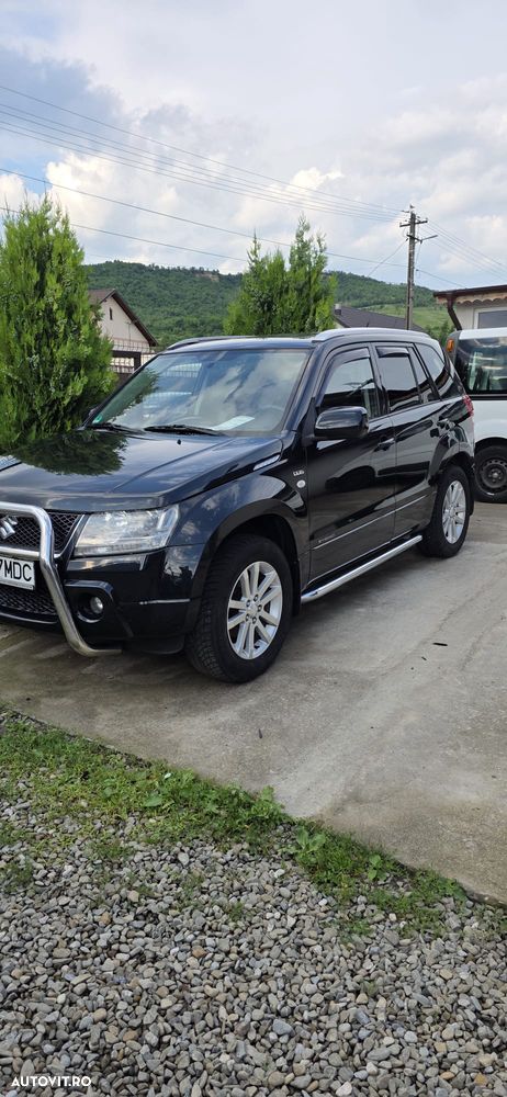 Suzuki Grand Vitara 1.9 DDiS Comfort DPF Limited - 1