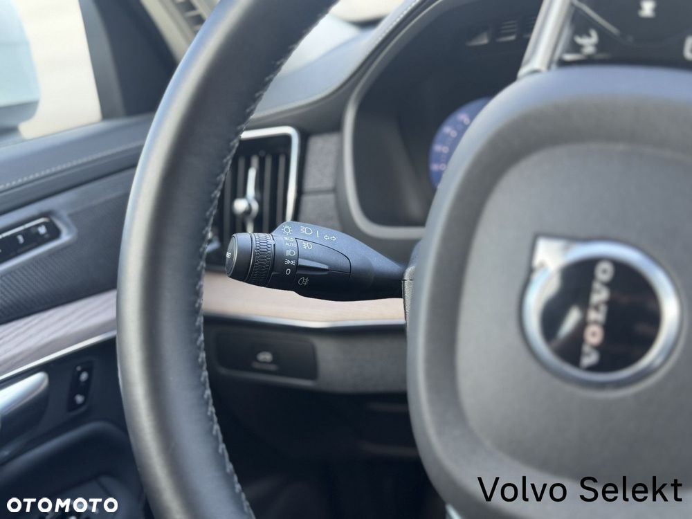 Volvo XC 90 - 29