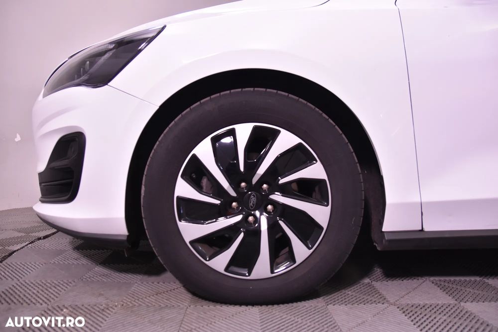 Ford Focus - 13