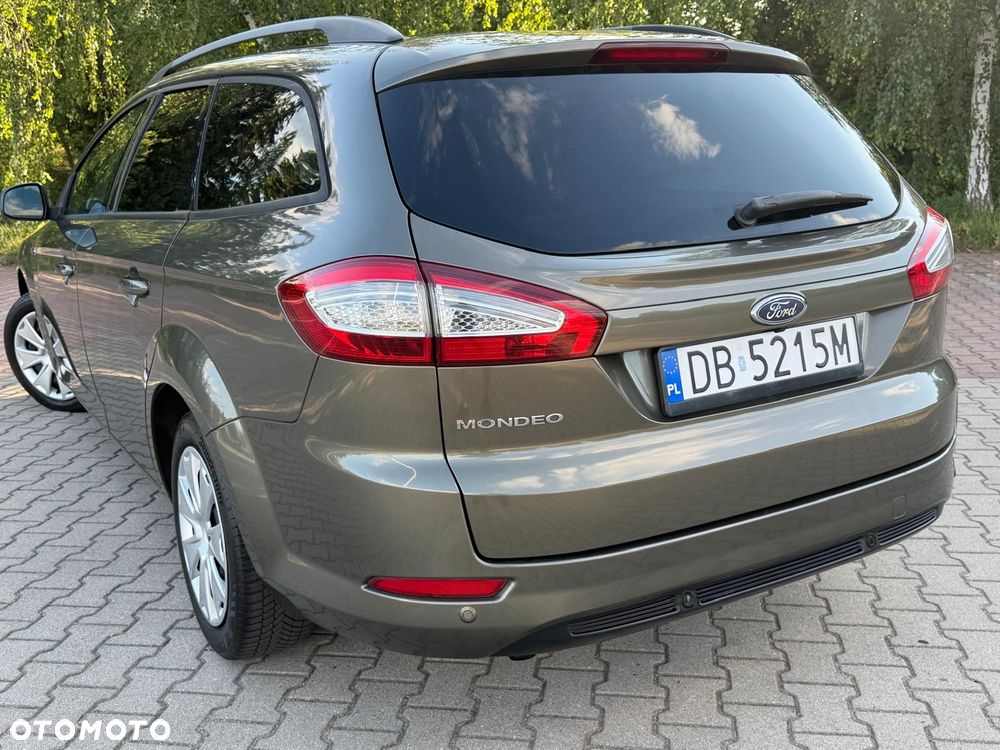 Ford Mondeo 1.6 Ti-VCT Champions Edition - 4