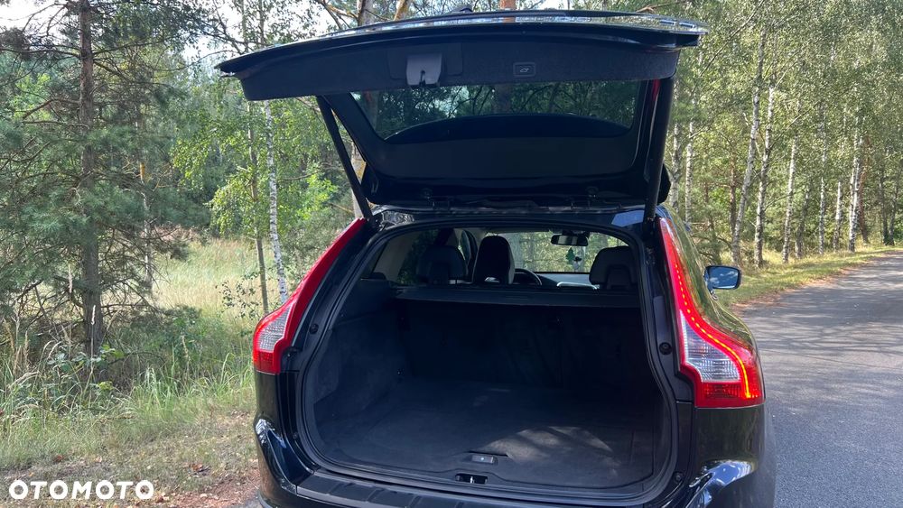 Volvo XC 60 - 8