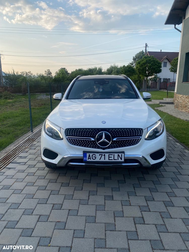Mercedes-Benz GLC - 1