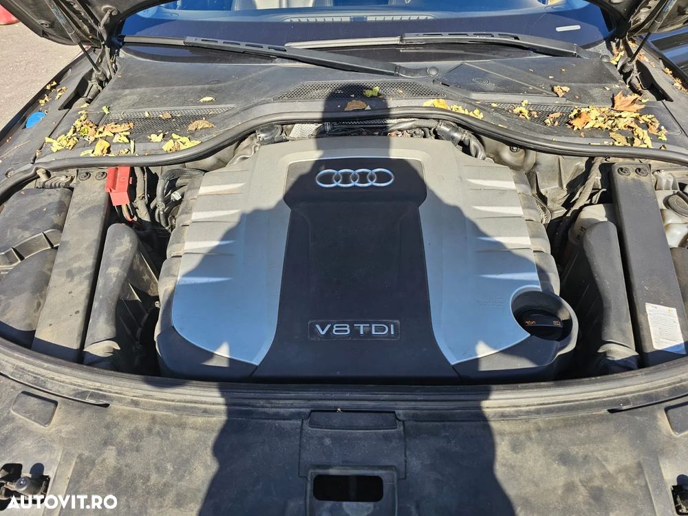 Audi A8 - 7
