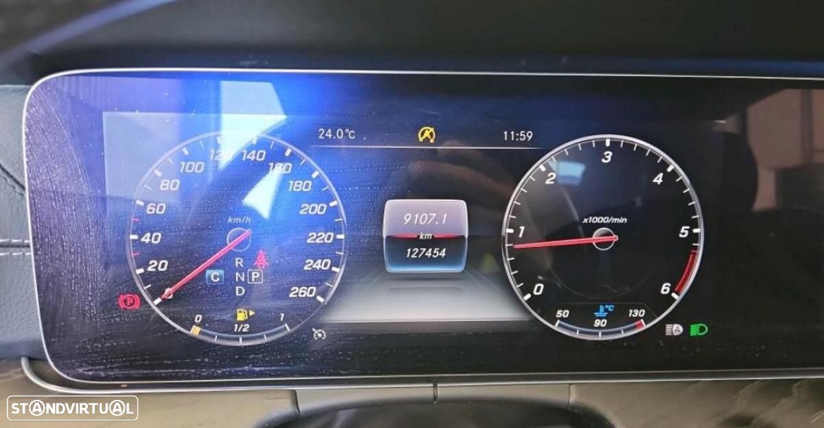 Mercedes-Benz E 220 d AMG Line - 3