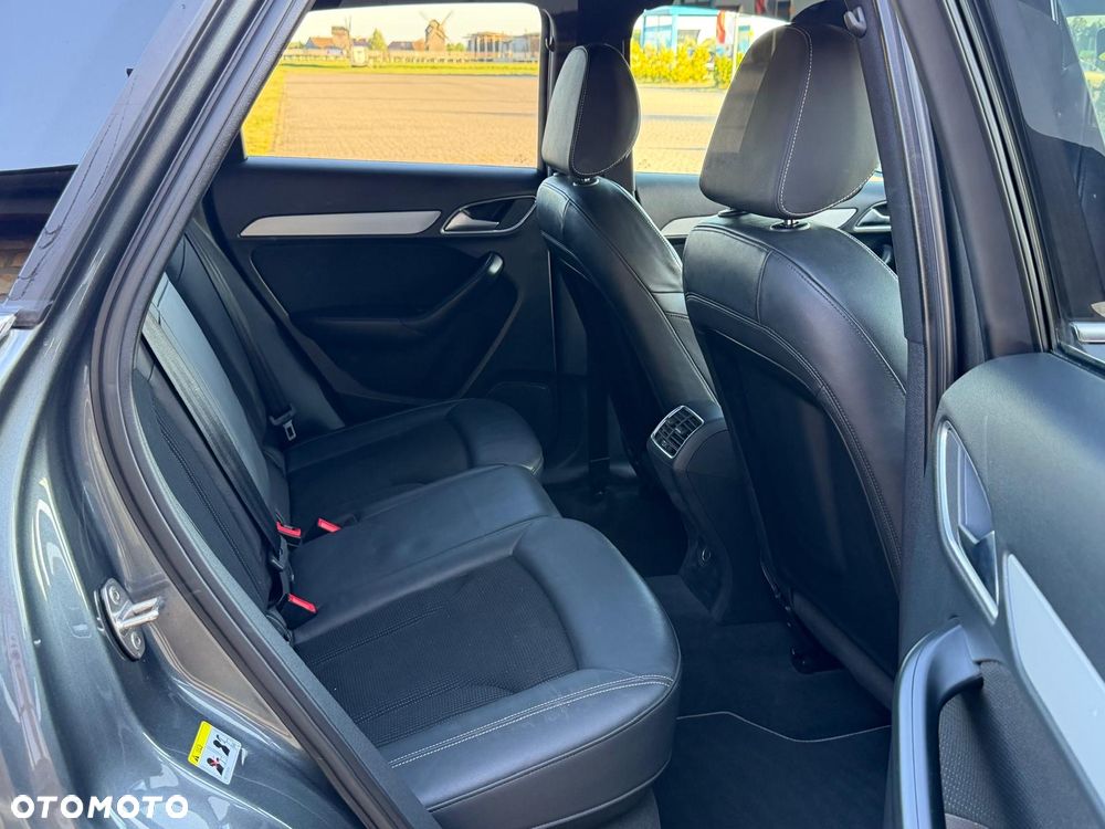 Audi Q3 1.4 TFSI Edycja Specjalna S tronic - 17