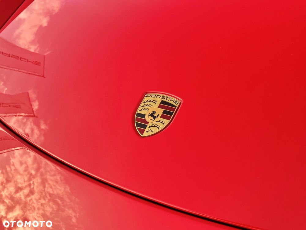 Porsche 718 Cayman - 11