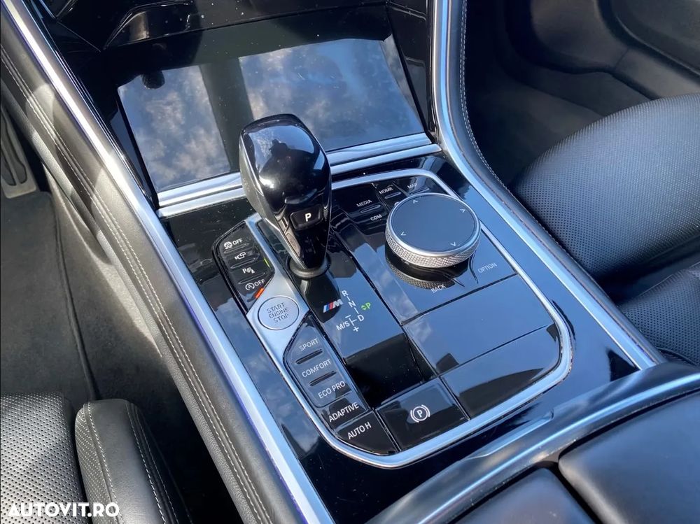 BMW M8 M850i xDrive - 10