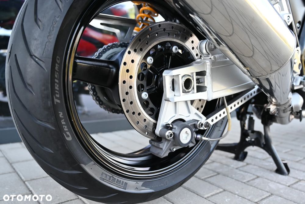 Yamaha XJR - 21