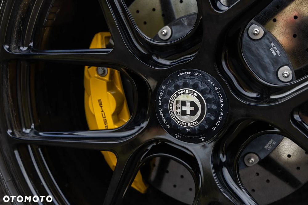 Porsche 911 Turbo S - 20