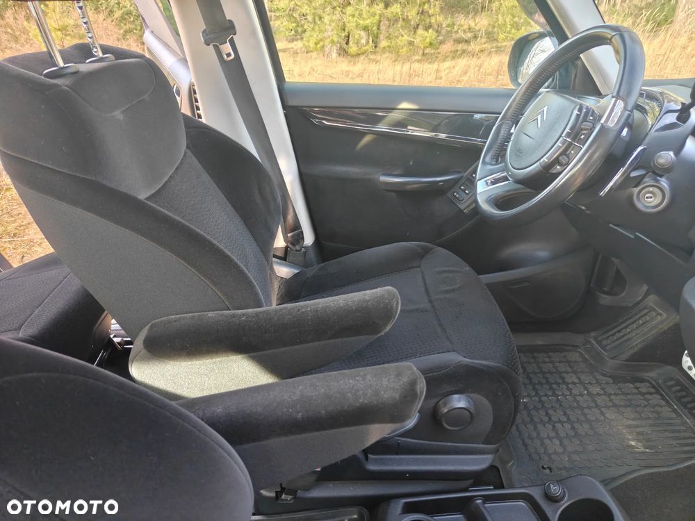 Citroën C4 Grand Picasso 2.0i Exclusive MCP - 19