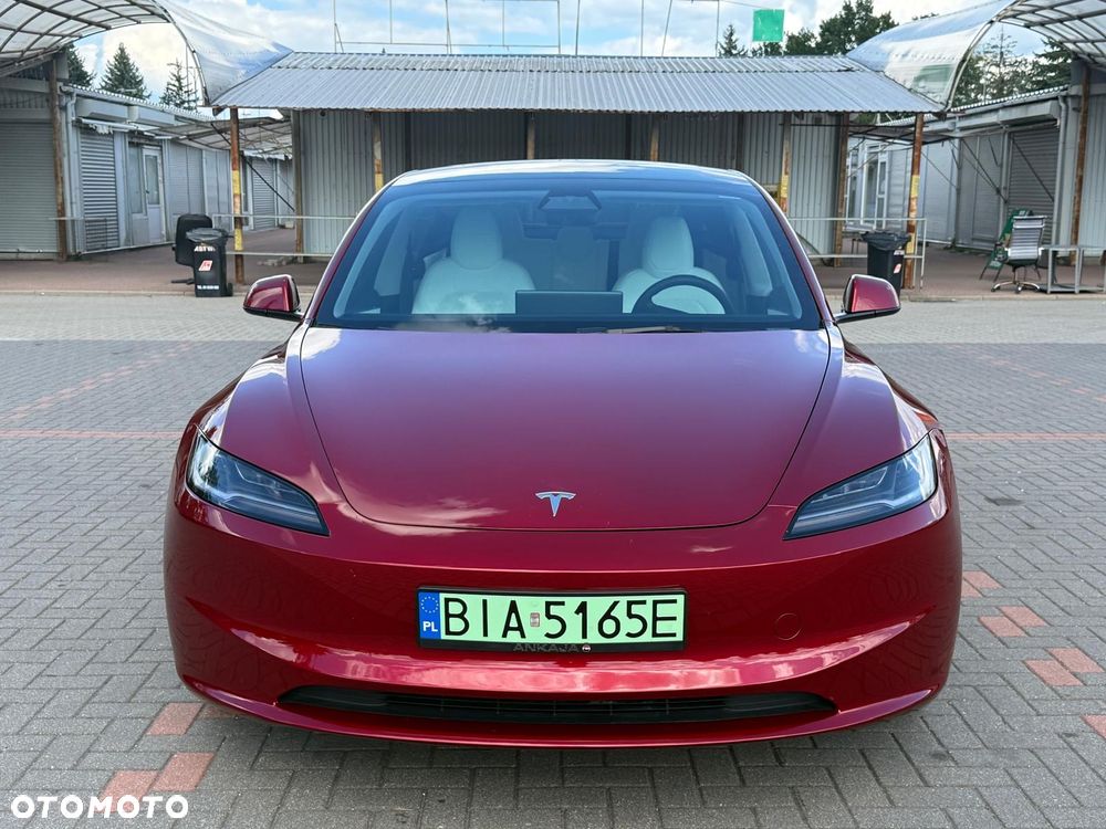 Tesla Model 3 - 10