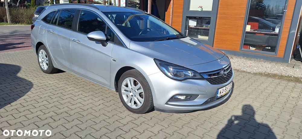 Opel Astra 1.6 CDTI Enjoy S&S - 3